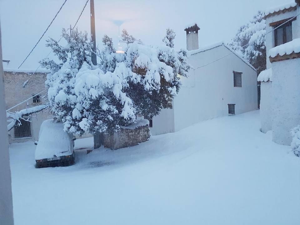 Las Encinas Yeste Exteriér fotografie